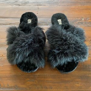 UGG Slippers size 9